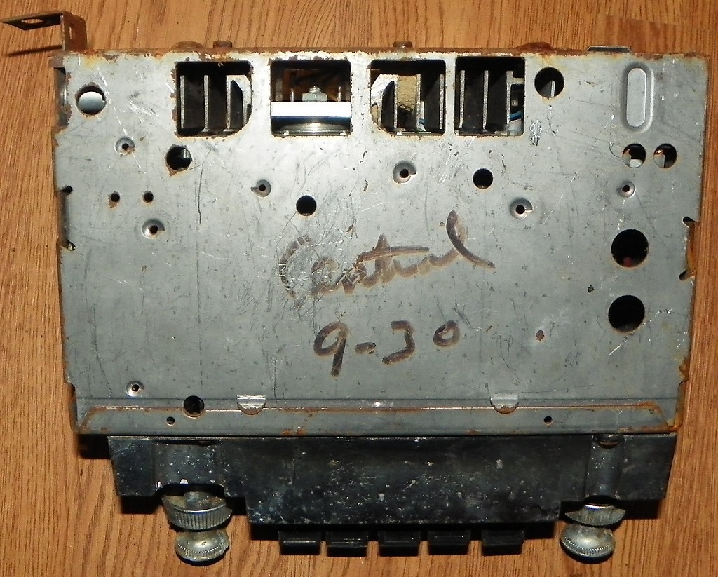 1966 1967 CHEVROLET IMPALA BEL AIR ORIGINAL GM RADIO