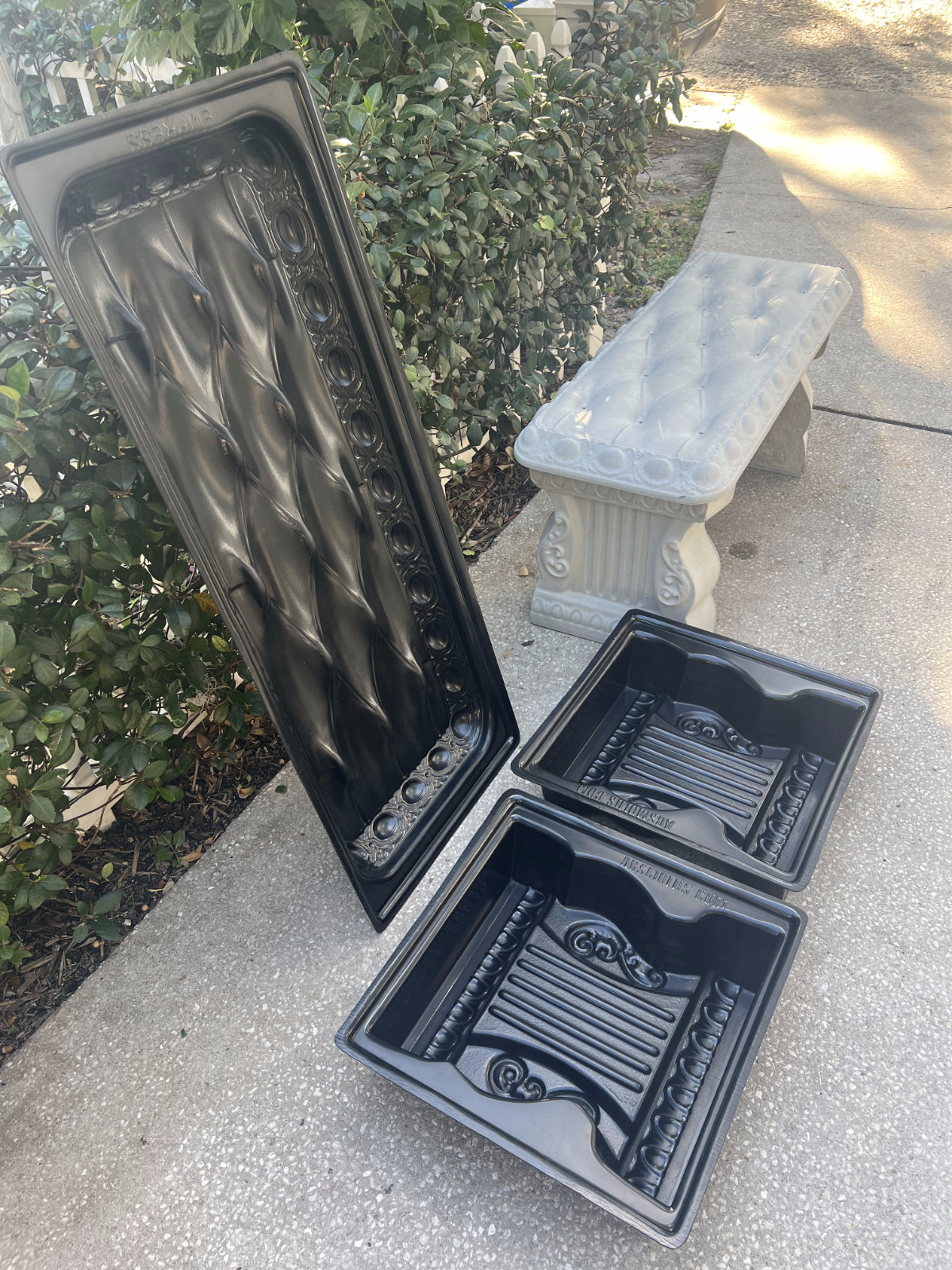 The Empress Concrete Bench Mold Set