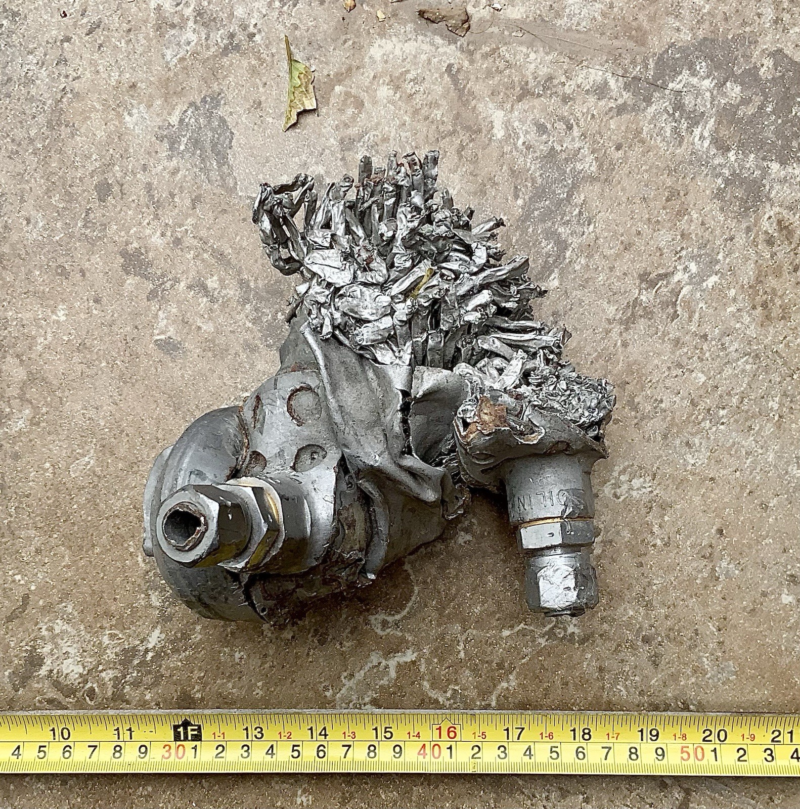 SR-71 Blackbird fuel/oil filter from the SR-71 Black Bird, No. 61-7970. Lot 1109