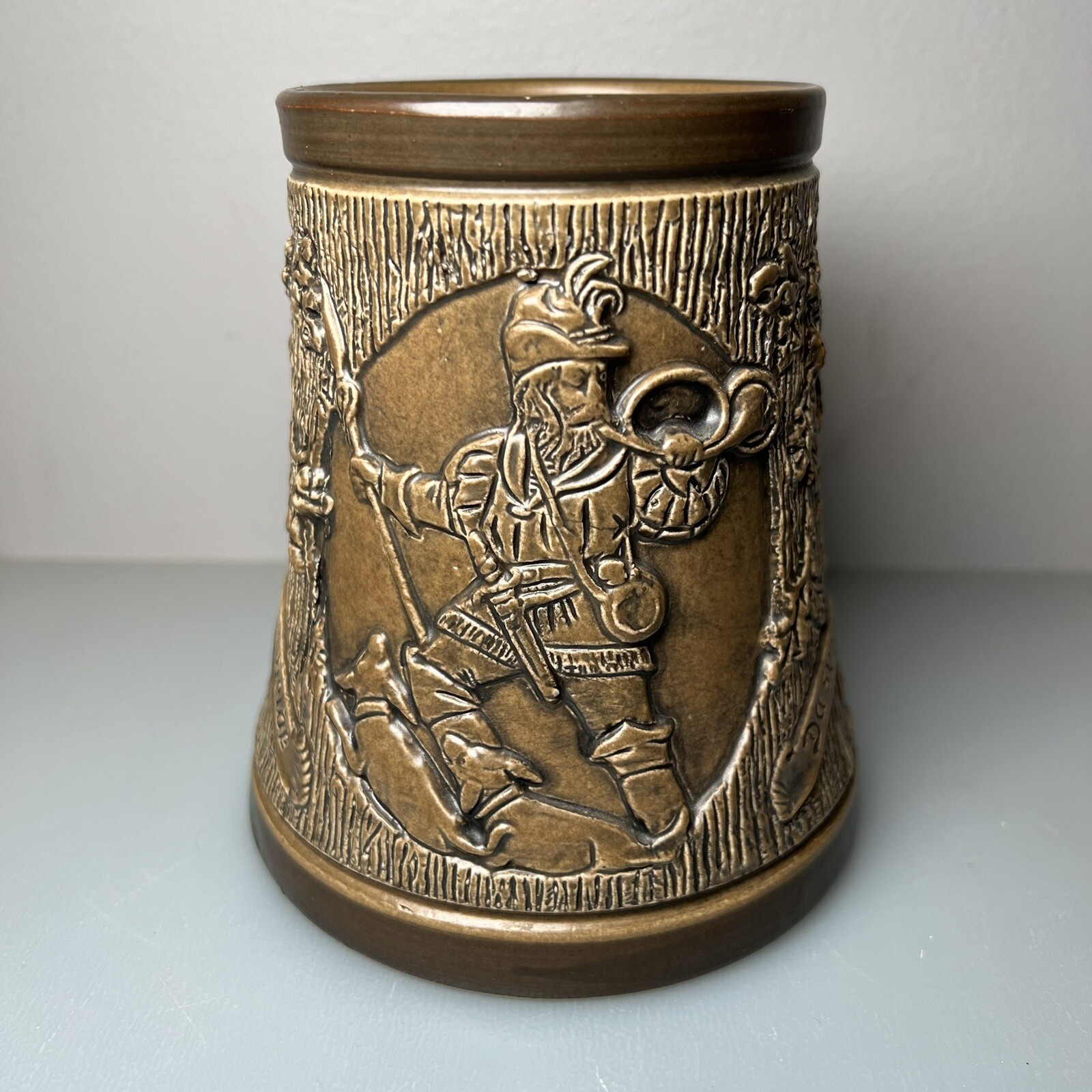 Western Germany Ceramic STAG ELK Beer STEIN MUG Hunter Dogs Black Forest German