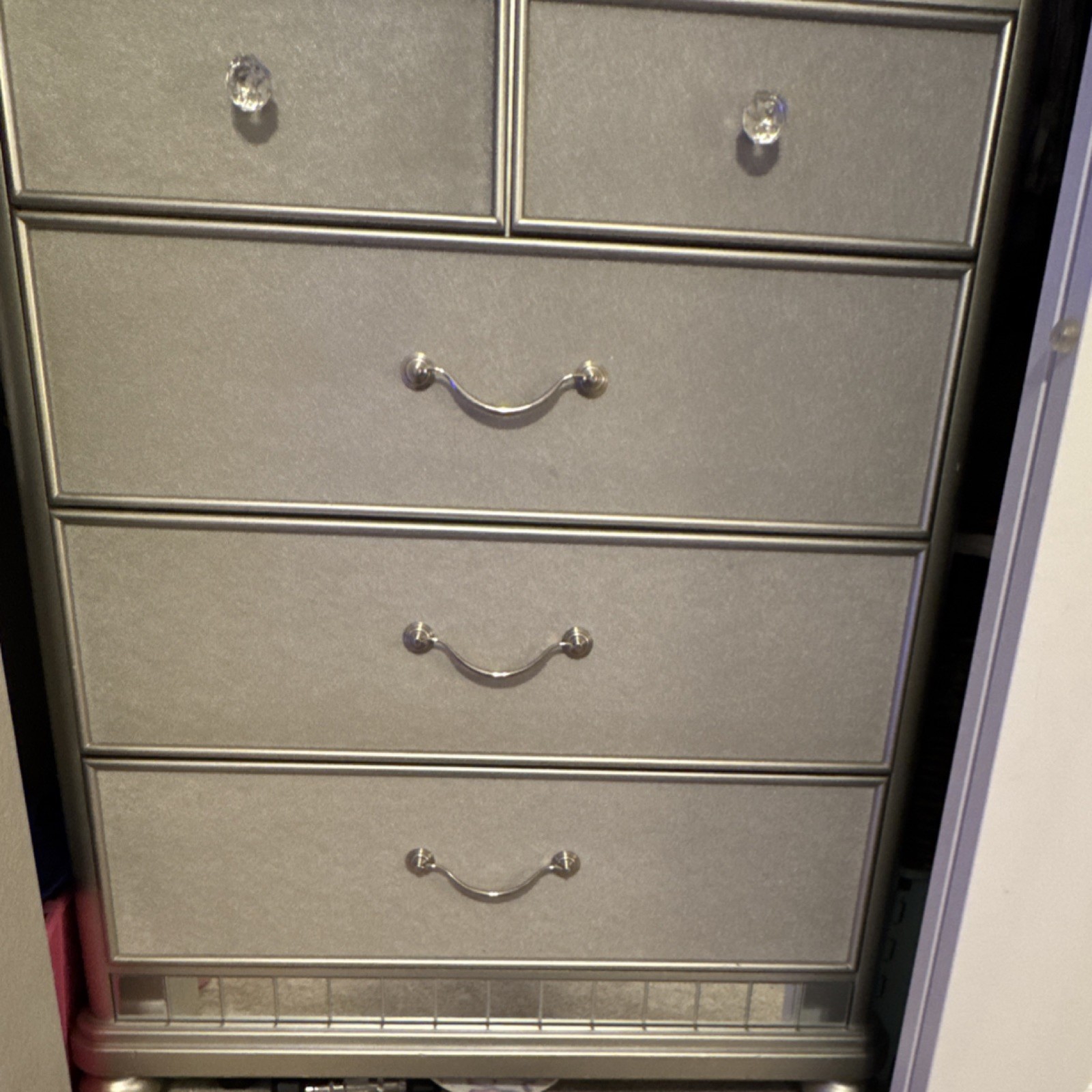 Silver Metallic Chest of Drawers 4-Drawer Wood Metal with Mixed Metal Handles