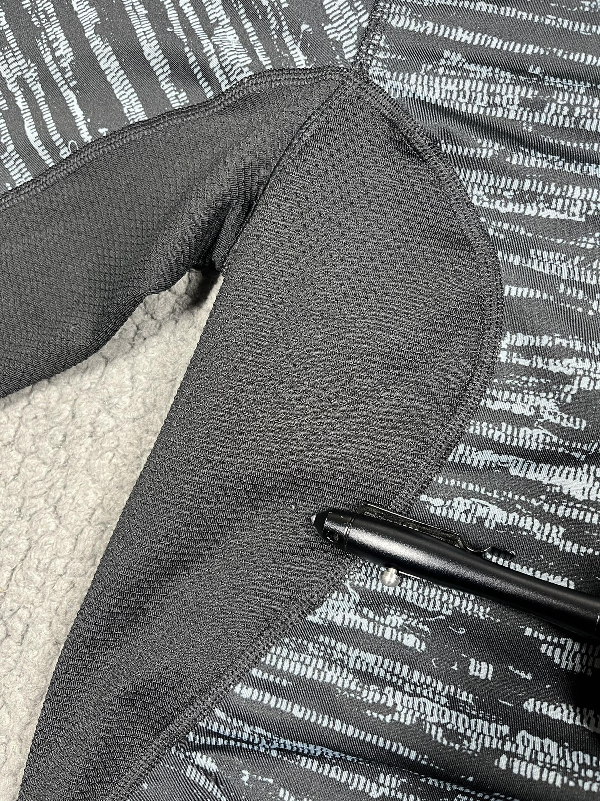 Nike Pro Dri-FIT Fitted Long Sleeve Shirt Mens Medium Athletic Training Top