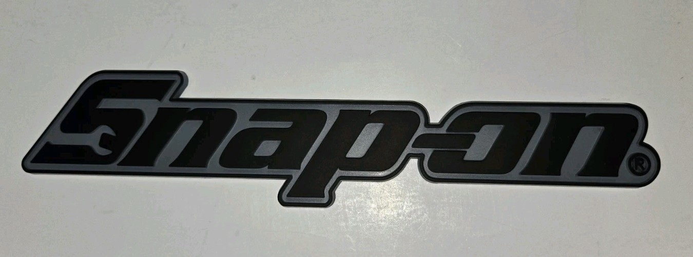 2PK SNAP ON TOOLS LOGO EMBLEM Matte Black Badge Decal + 2 Pocket Pry Bars RED !!