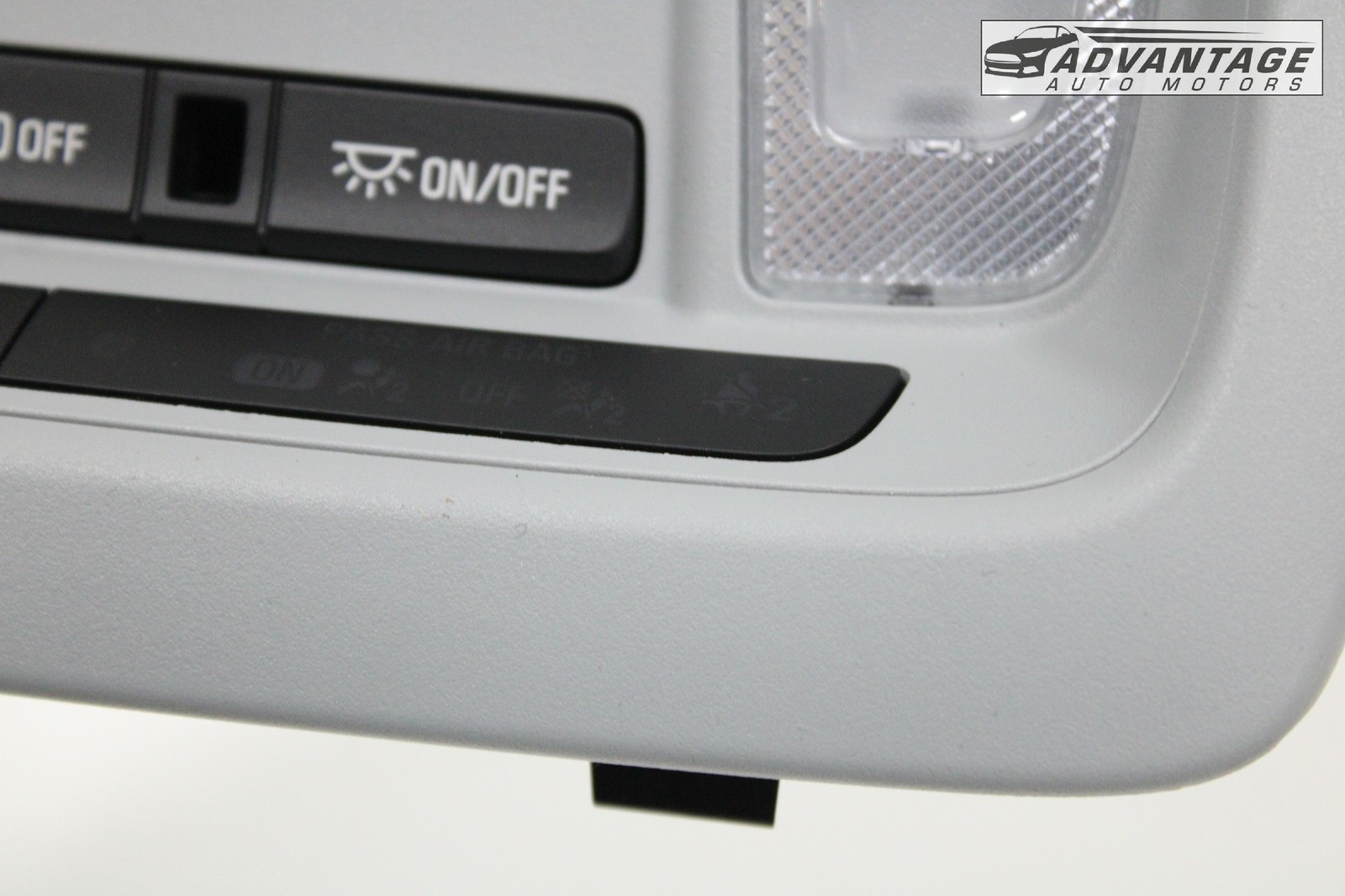 2019-2022 CHEVROLET BLAZER ROOF OVERHEAD CONSOLE DOME LIGHT LAMP SWITCH OEM