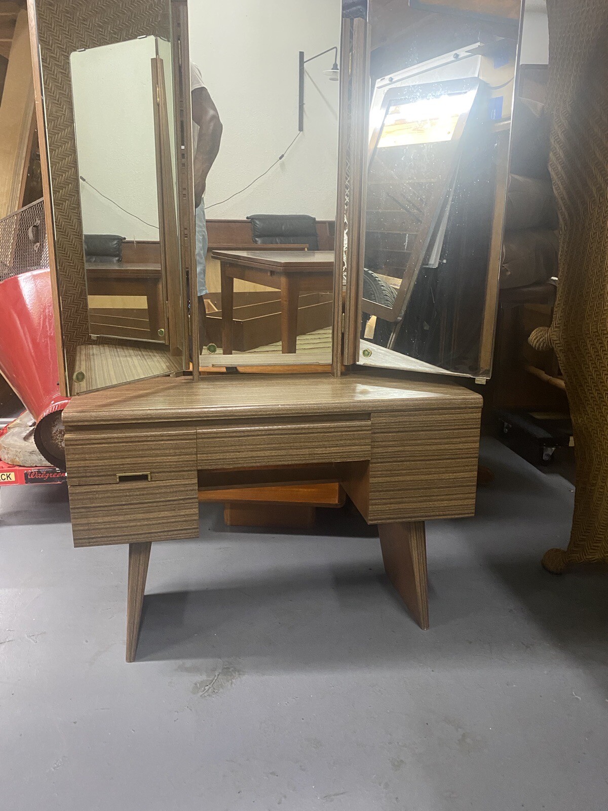 Vintage Japanese Women's Vanity Make Up