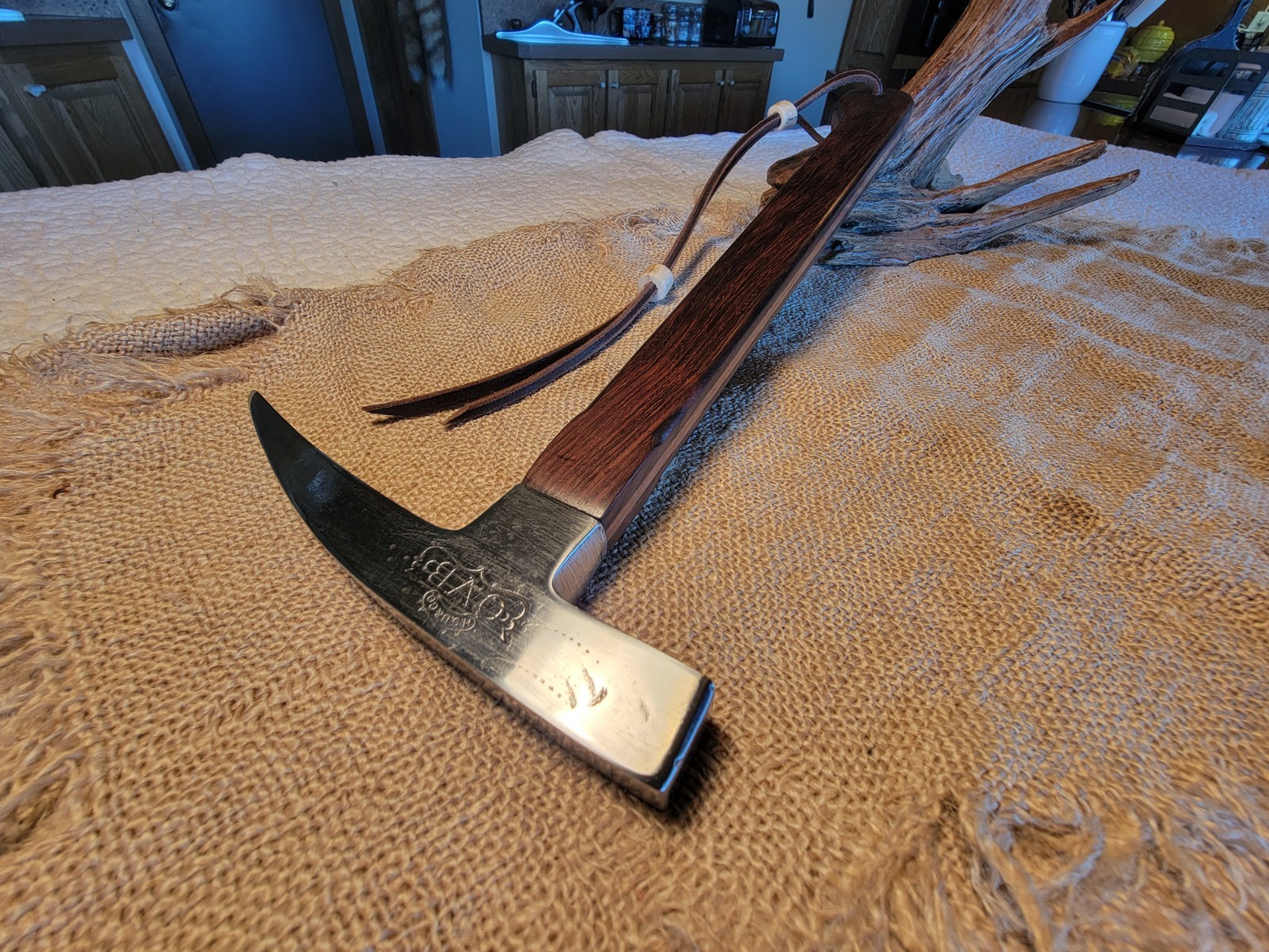 ANTIQUE HIBBARD SPENCER BARTLETT OVB ROCK PICK PROSPECTOR HAMMER NEW BRW HDL.