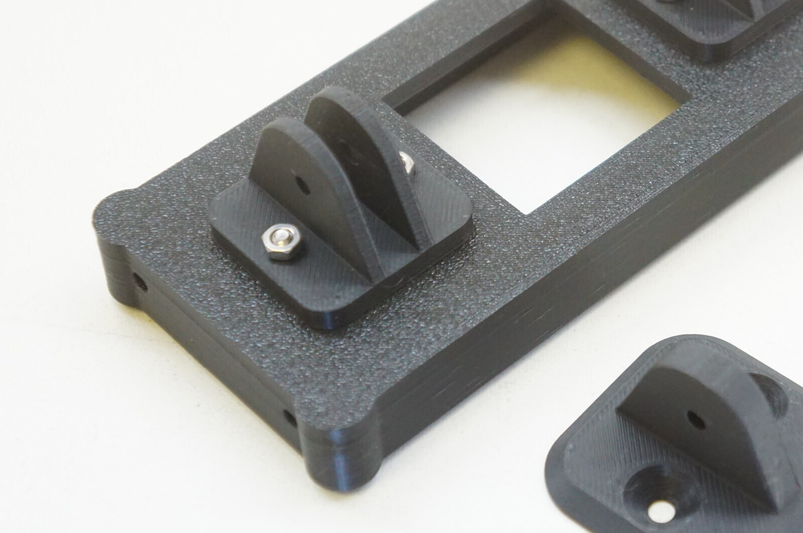 Front Head Unit Swivel Wall Mount Holder Pitch up/down for Xiegu G90 HF Radio