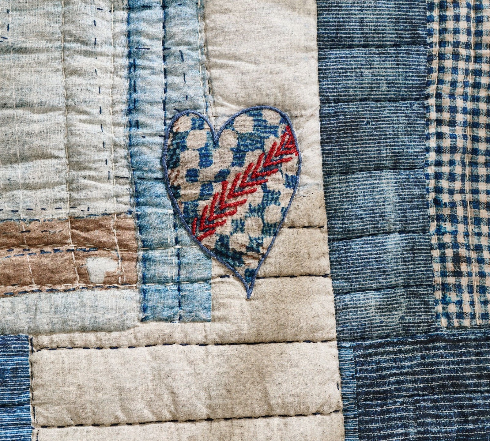 Pottery Barn Love Handcrafted Reversible Quilt King/Cal.King