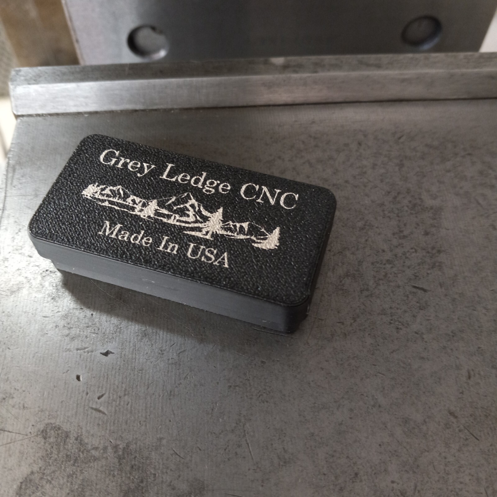 Magnetic Parallel Keepers