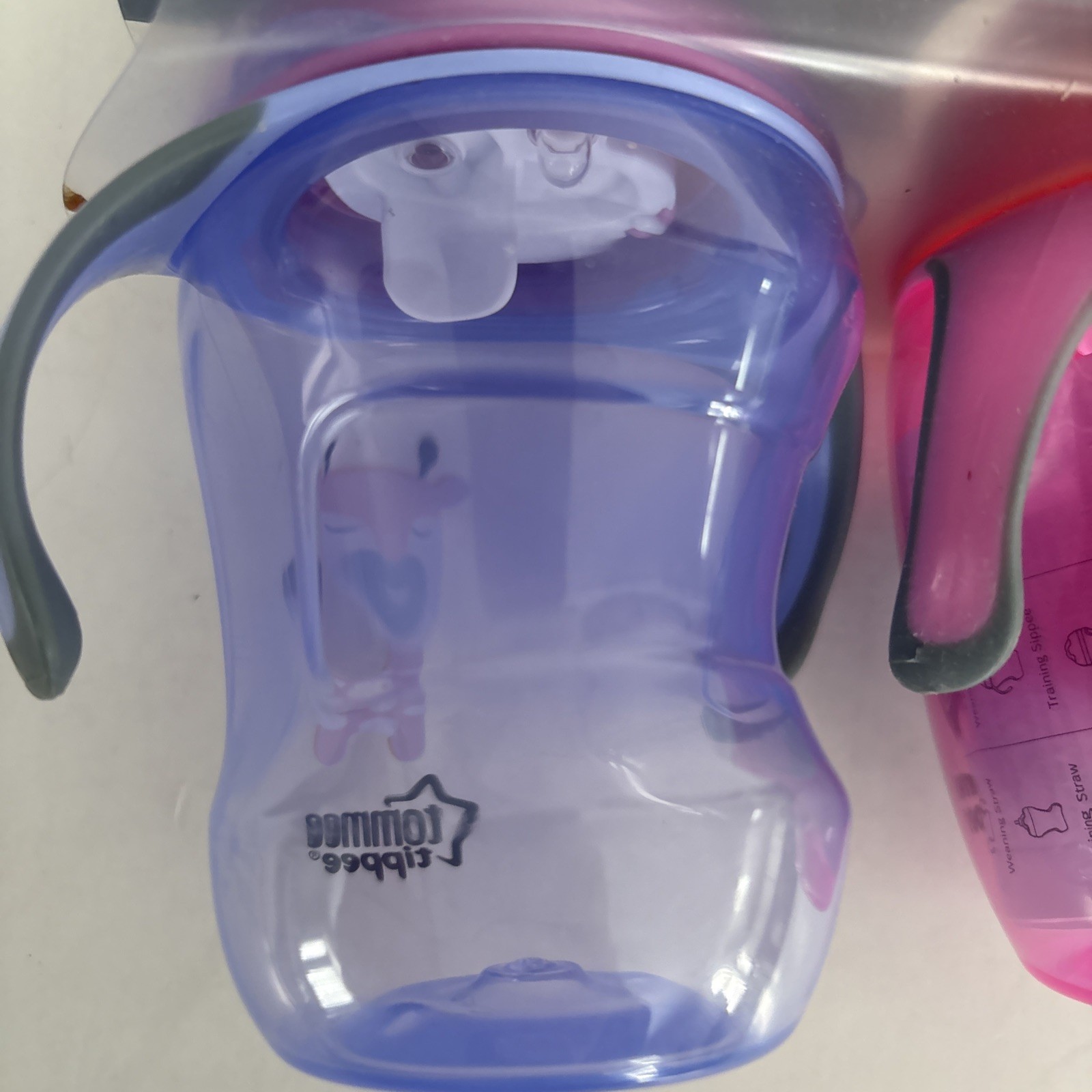 Tommee Tippee 2 Trainer Sippee Cups 7+ Sin BPA Free - Spill Proof 8 oz New