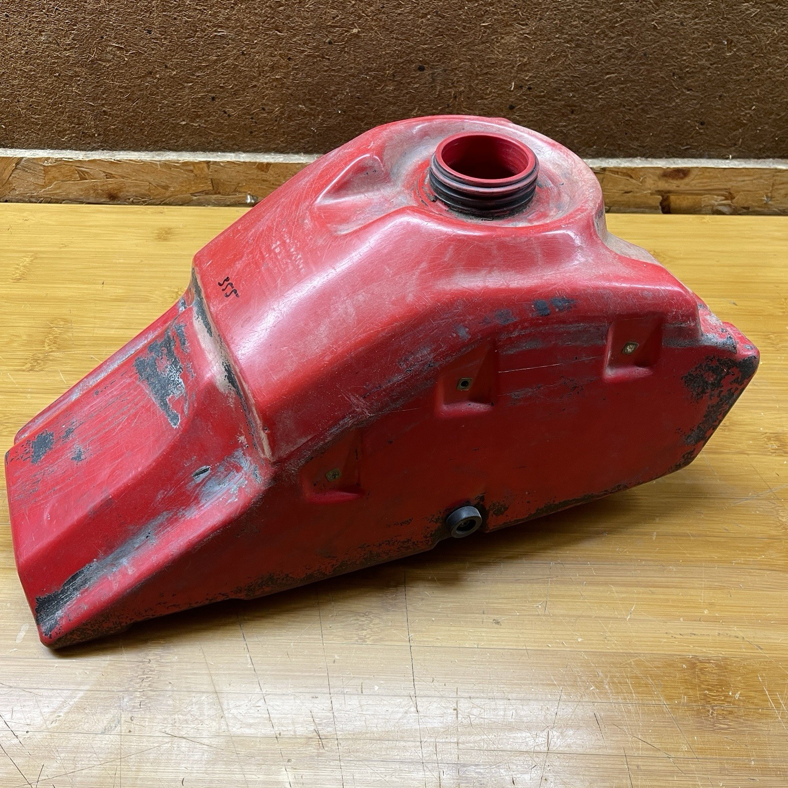 HONDA OEM 1986 86 1987 87 TRX250R TRX 250 R FOURTRAX GAS FUEL TANK #2