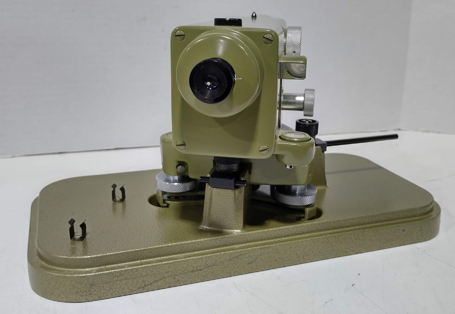 Wild Heerbrugg Switzerland NA2-133368 Automatic Surveying Lever Mfg 1966 w/ Case