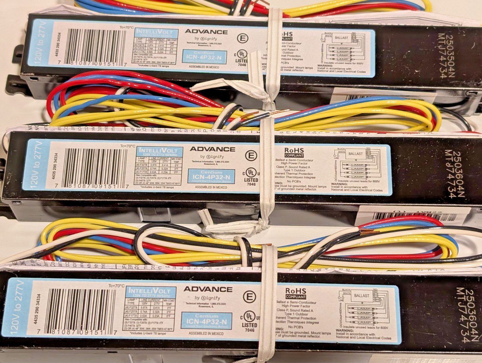 NEW Lot of 3 Advance Signify ICN-4P32-N Fluorescent Electronic Ballast 120-277V