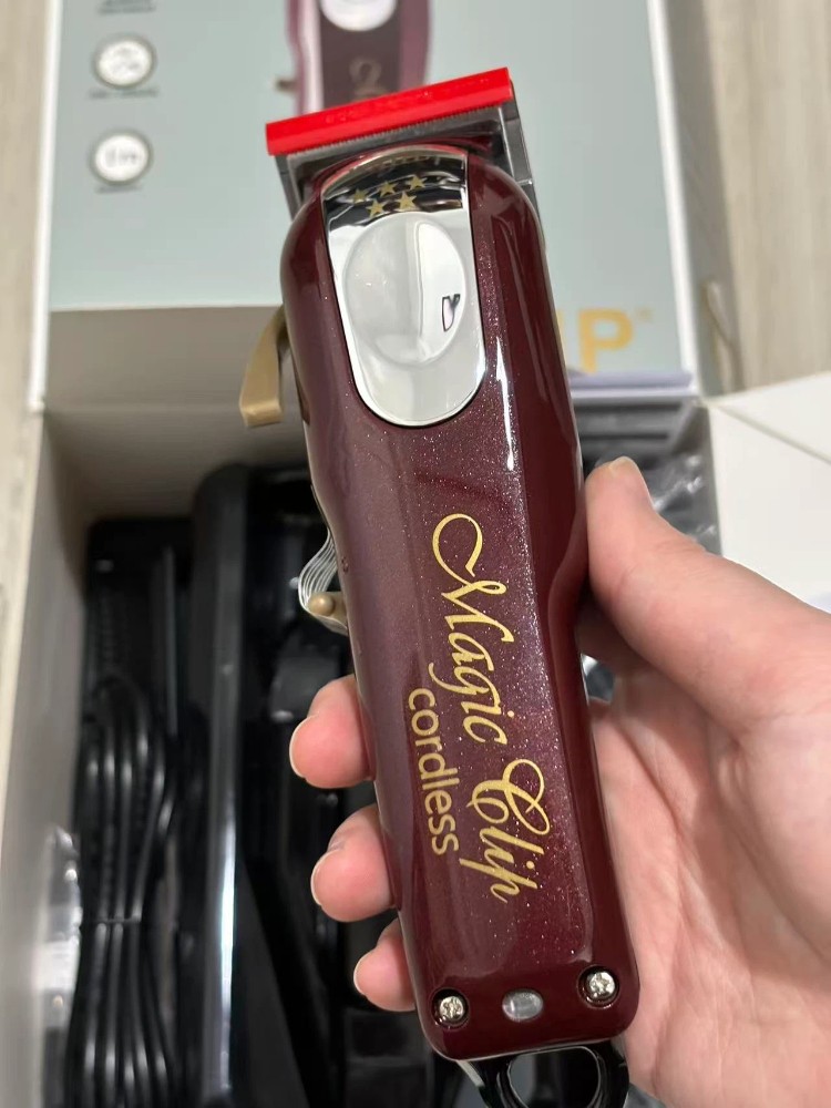 New 8148 Professional 5-Star Series Cordless Magic Clip Cord / Cordless Clipper