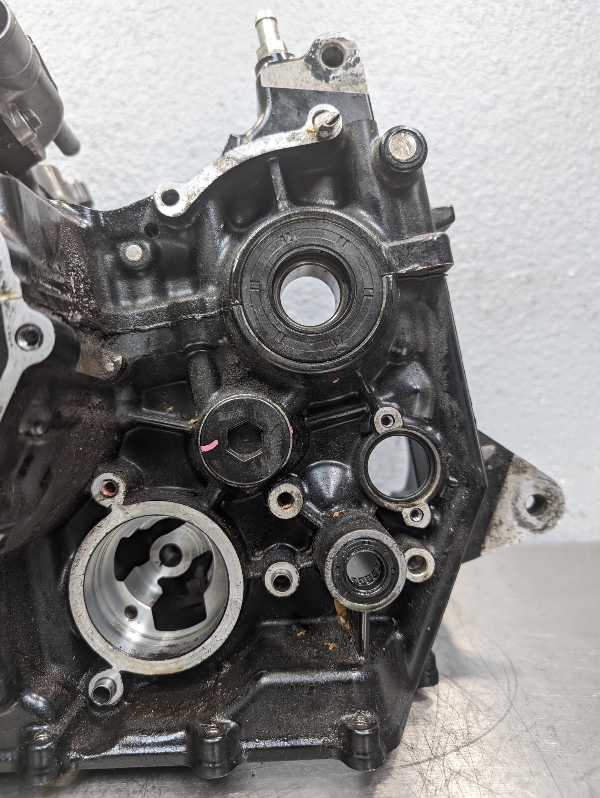 2009-2012 Kawasaki Ninja ZX6R OEM Engine Case Cases Block Crank - 14001-0159