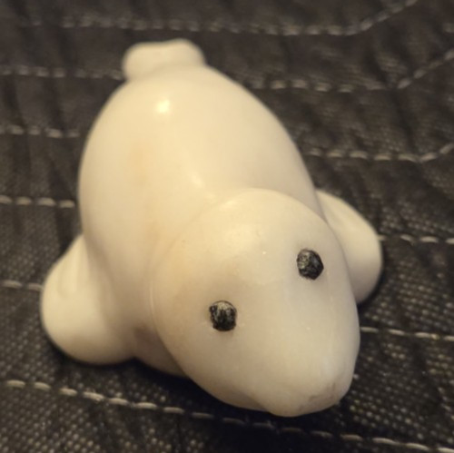 Vintage Inuit Stone Carved Seal, Very Good Condition