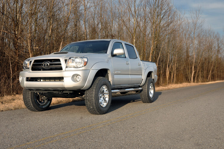 Rough Country 3.5" Lift Kit with N3 Struts & N3 Shocks for 05-23 Toyota Tacoma