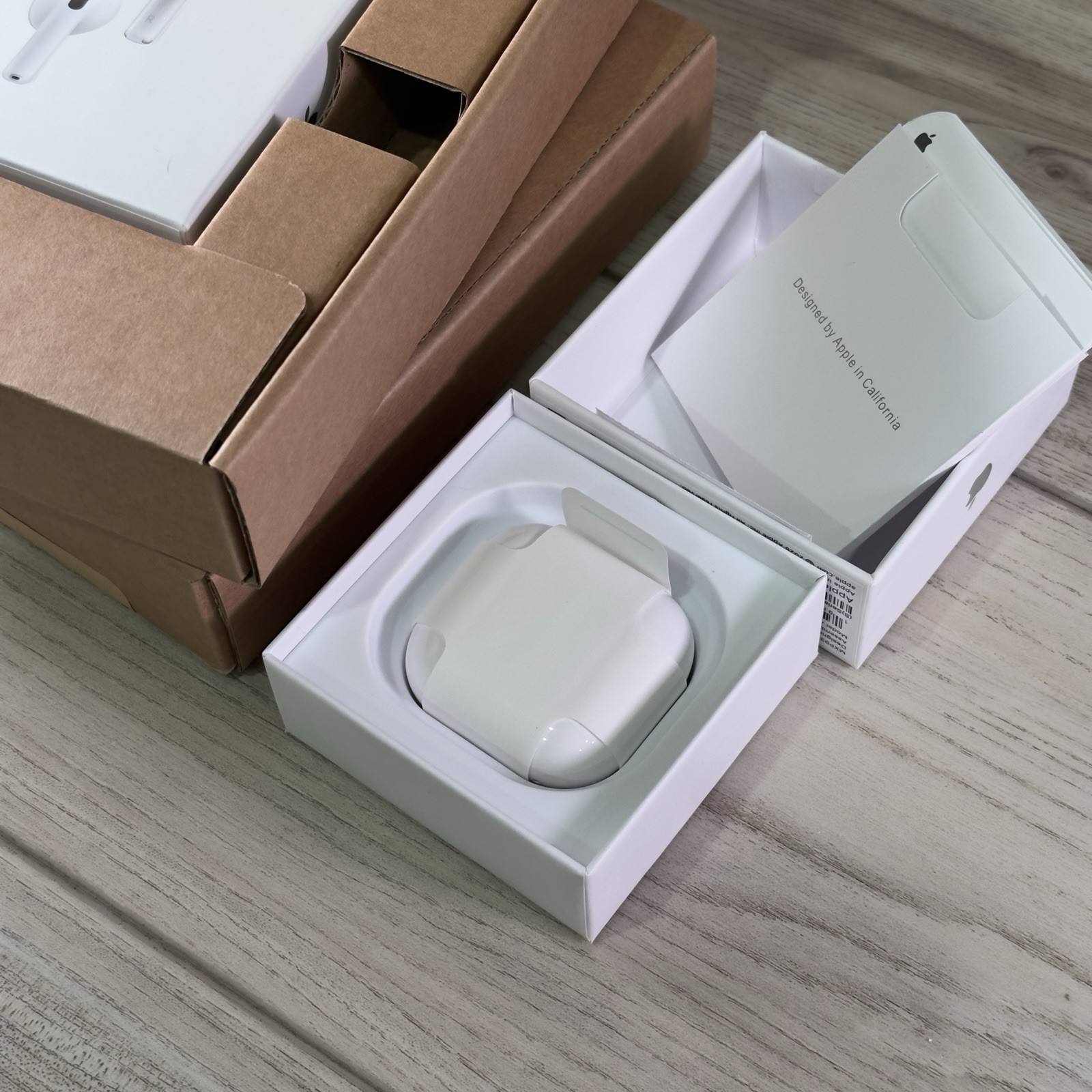 New Seal Apple EarBuds 4th Earphones w/ Wireless Charging Case refurbished USA