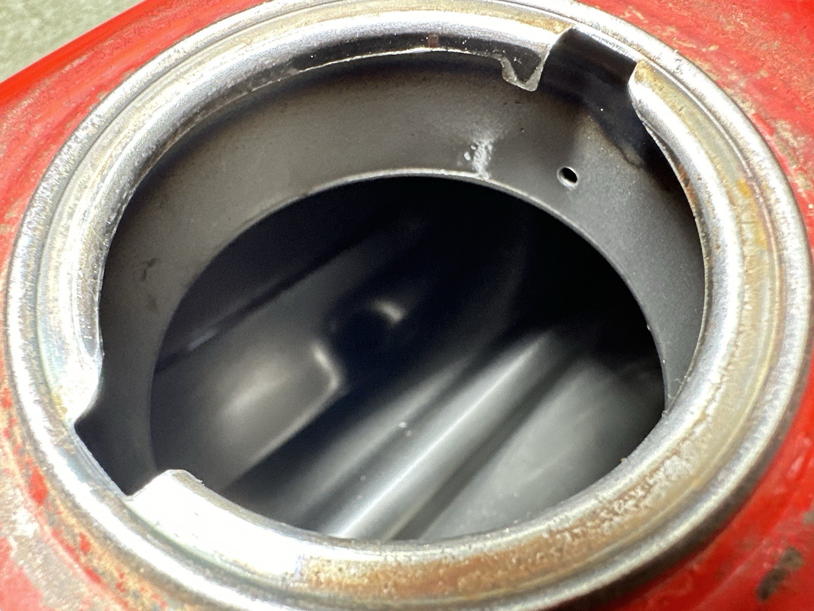 USED OEM 85 86 HONDA TRX 125 TRX125 FOURTRAX RED GAS FUEL TANK (CLEAN NO RUST!!)