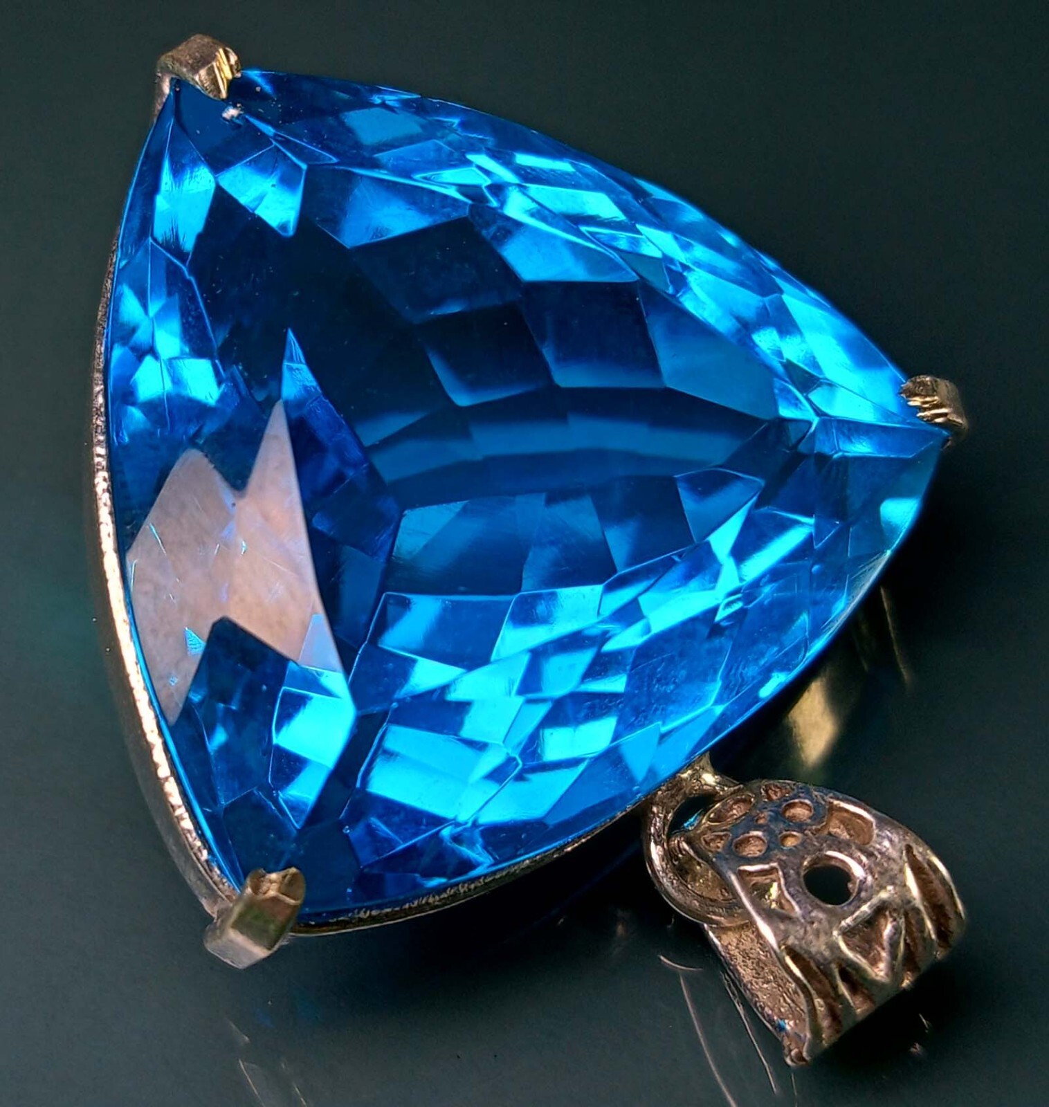 Trillion Cut 122.40 Ct Blue Topaz Pendant Natural Gemstone EGL Certified PD038