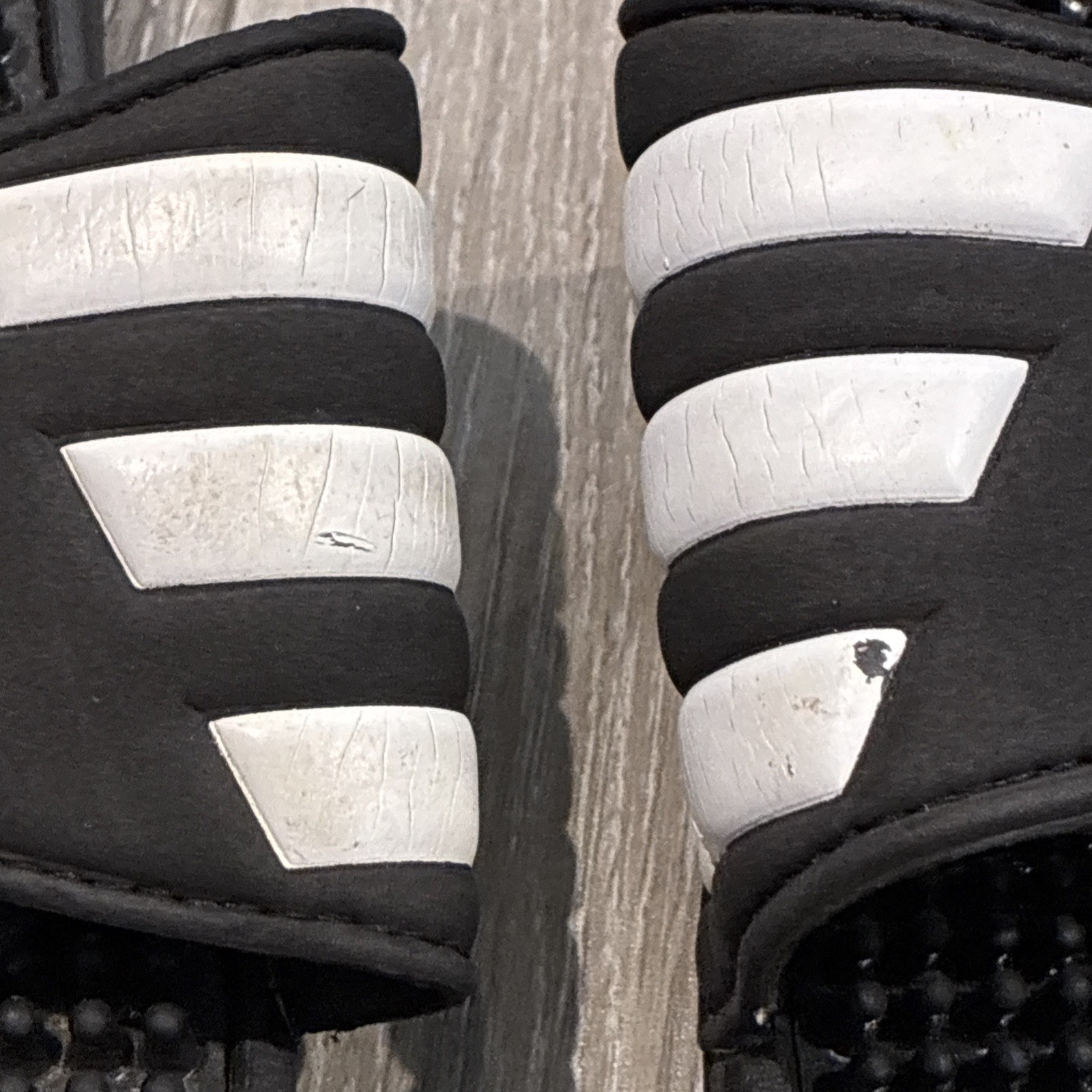 Adidas Youth Adissage Slides Sandal Black/White/Black Boys Size 4