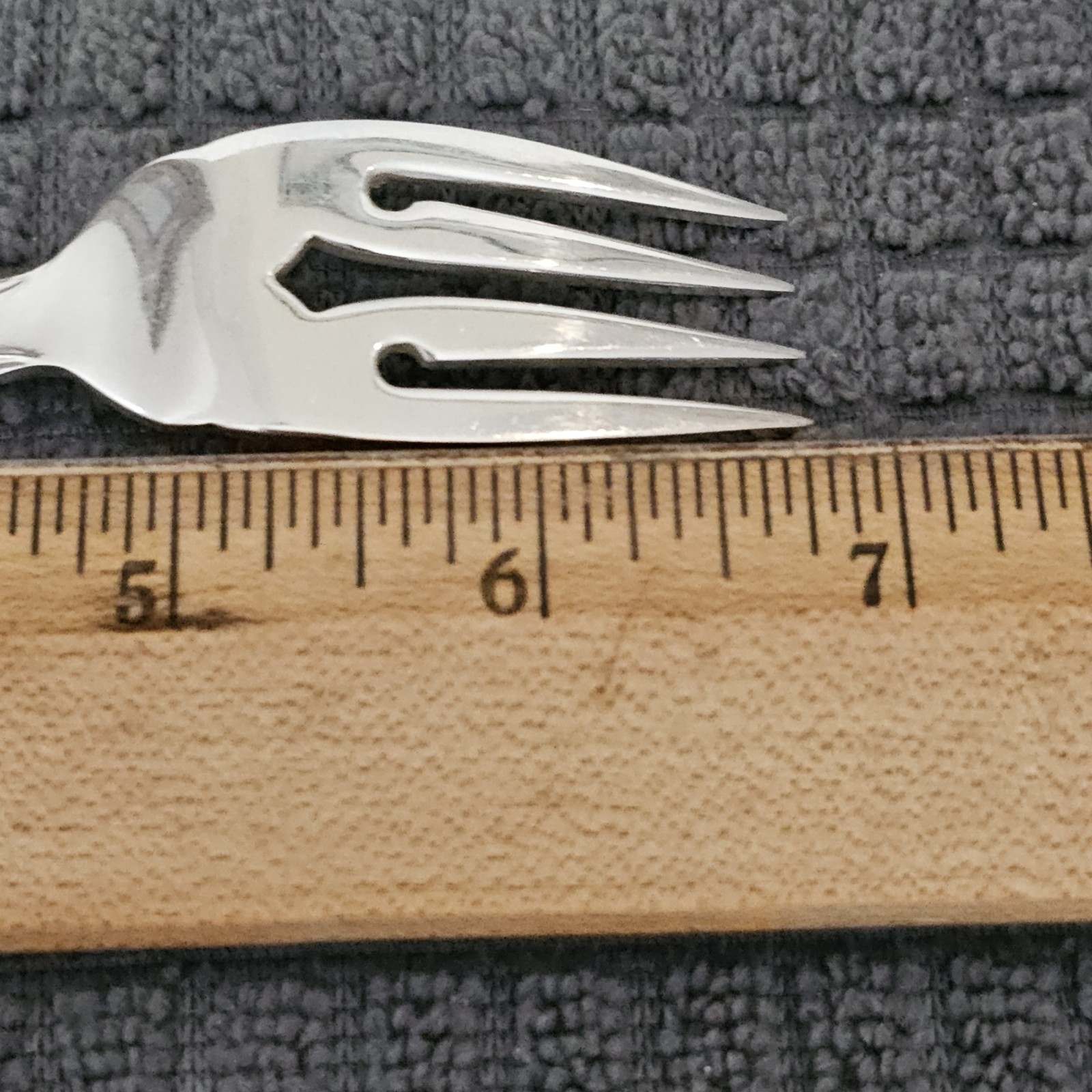 Silver Artistry Community Silverplate Set of 4 Salad Forks 1965