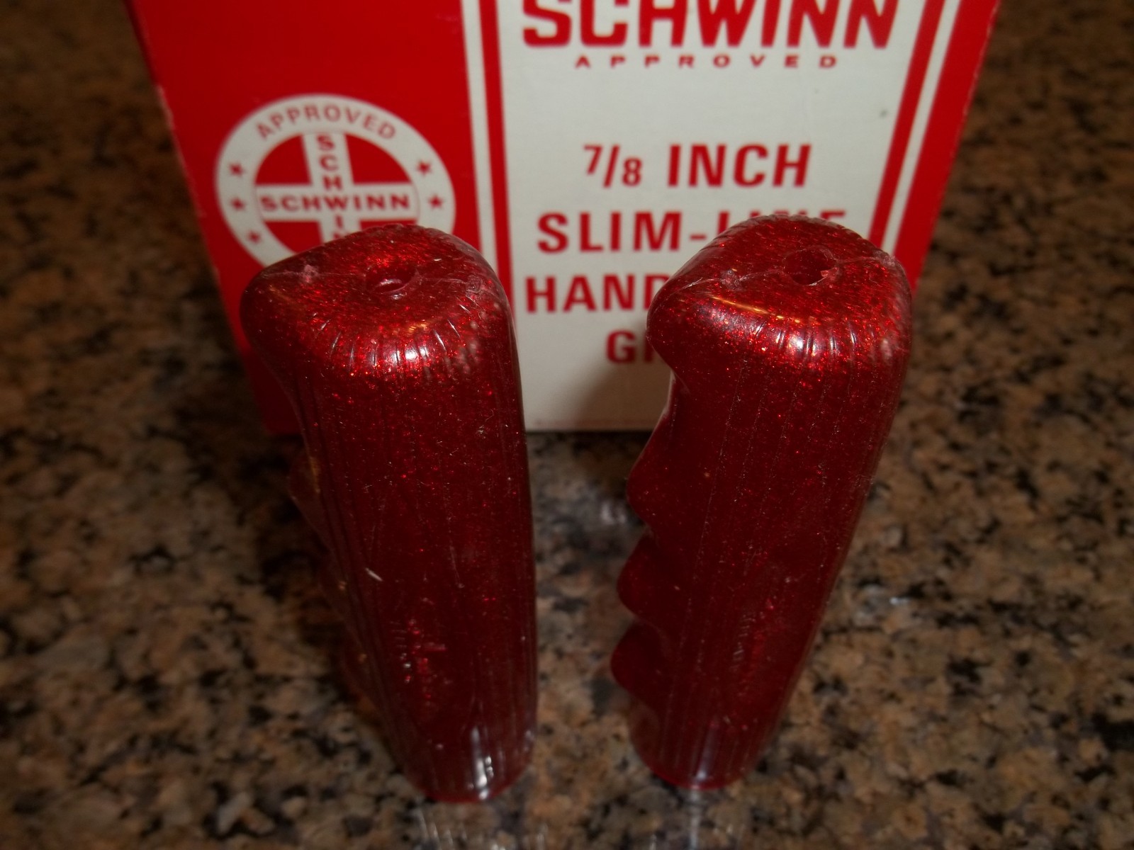 Schwinn Stingray NOS Apple Krate Bicycle Handlebar Grips Red Originals