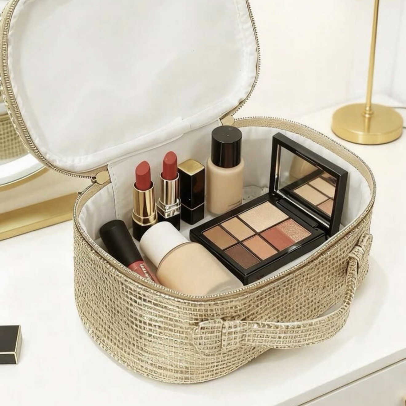 DIOR BEAUTY Gold Vanity Case Makeup Holiday 2025 Limited Edition Novelty GWP NIB