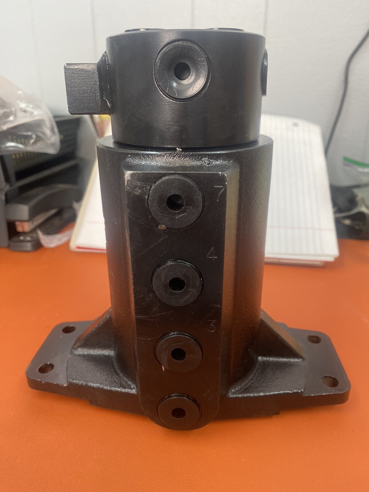 China Chinese Excavator swivel joint Pump yhz-7-1f Hydraulic Pump.