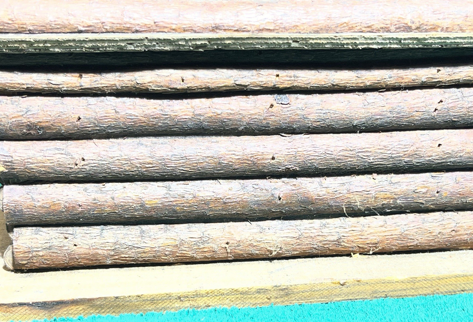 Vintage Log Cabin Wooden Birdhouse TV Lamp - SHIPS FREE