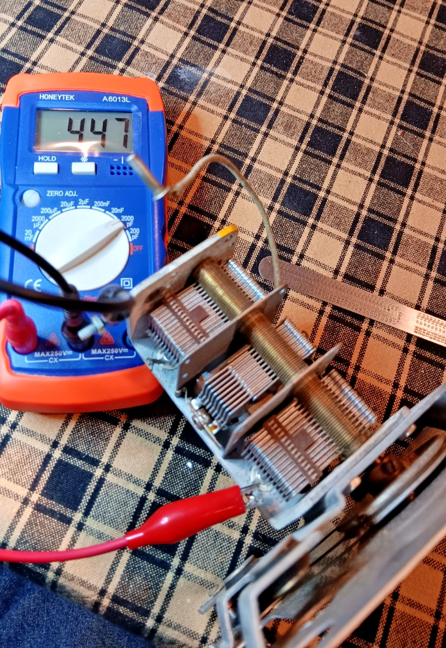 VINTAGE CAPACITOR TRIPLE GANG WITH MAJESTIC FACEPLATE FOR CRYSTAL RADIO