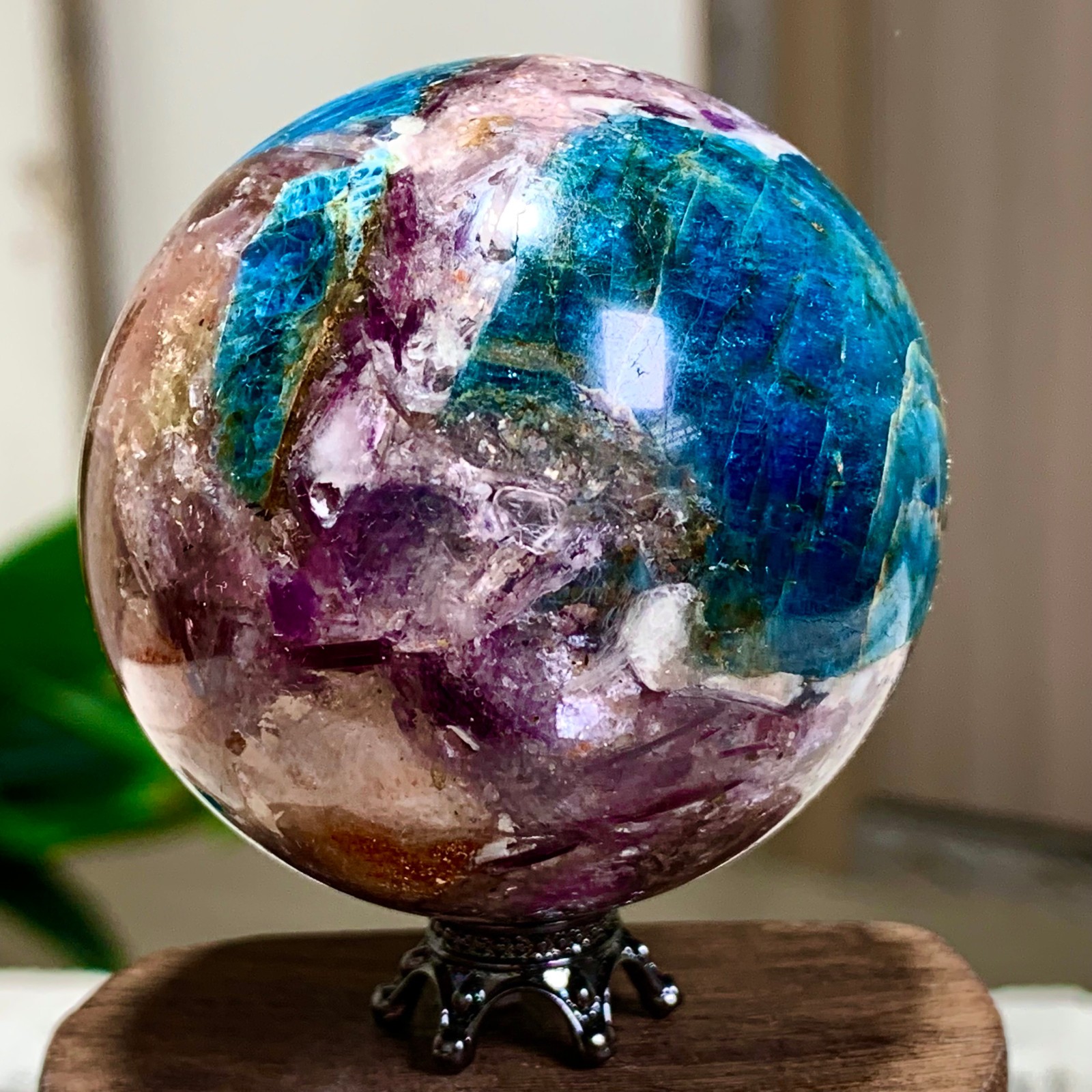 160G Natural Blue Aptite +Sun Stone purple lepidolite Sphere mineral sample