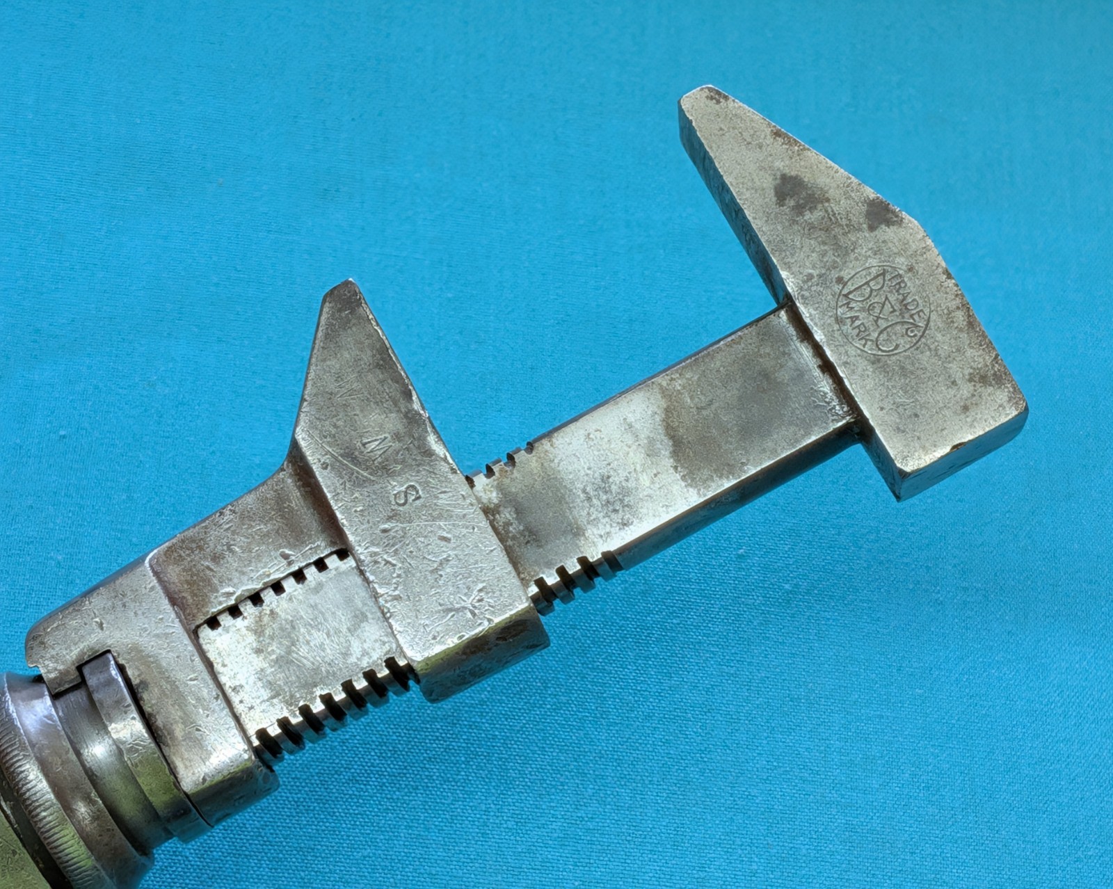 1900's Bemis & Call Co. No. 37 Nut/Monkey Wrench 10" Wood Handle Merrick Pattern