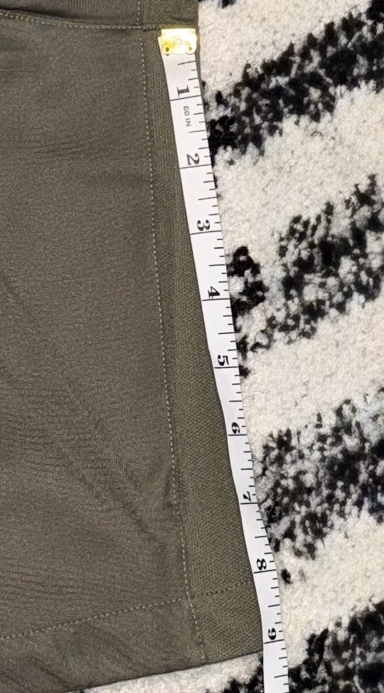 Nike Vanderbilt Commodores Vandy Boys Baseball Olive Team Issue Shorts Men’s XL