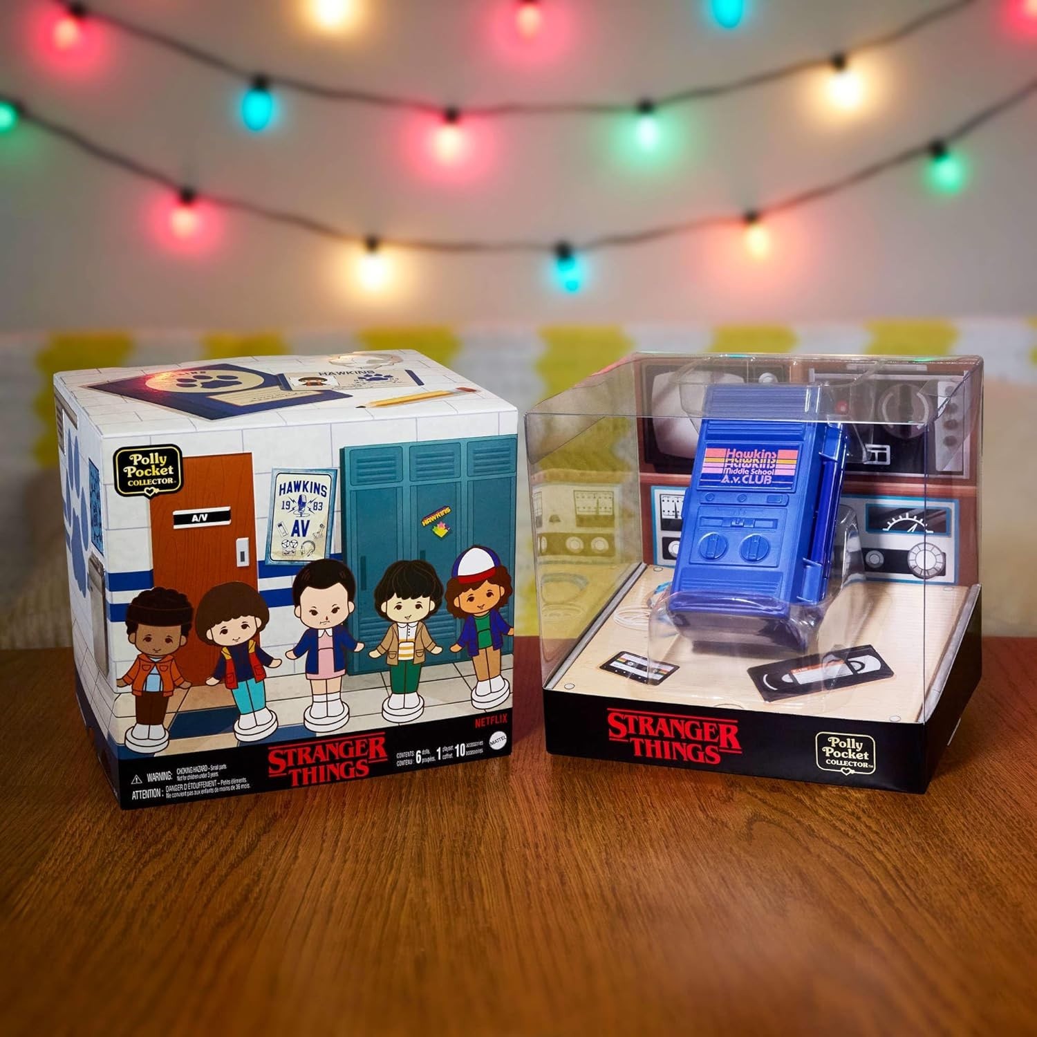 Polly Pocket Collector Playset, Stranger Things Compact with 6 Dolls &10 Accs'