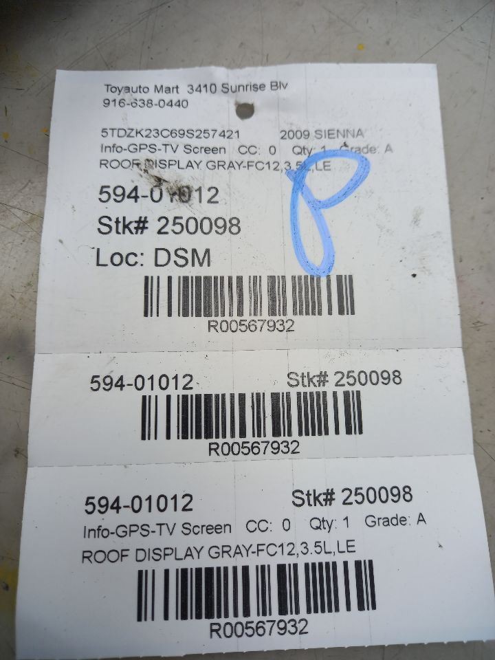 06-10 TOYOTA SIENNA LE ROOF DISPLAY DVD ENTERTAINMENT TV SCREEN