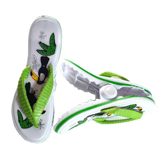 White Toucan Flops Style Beach Towel Clips