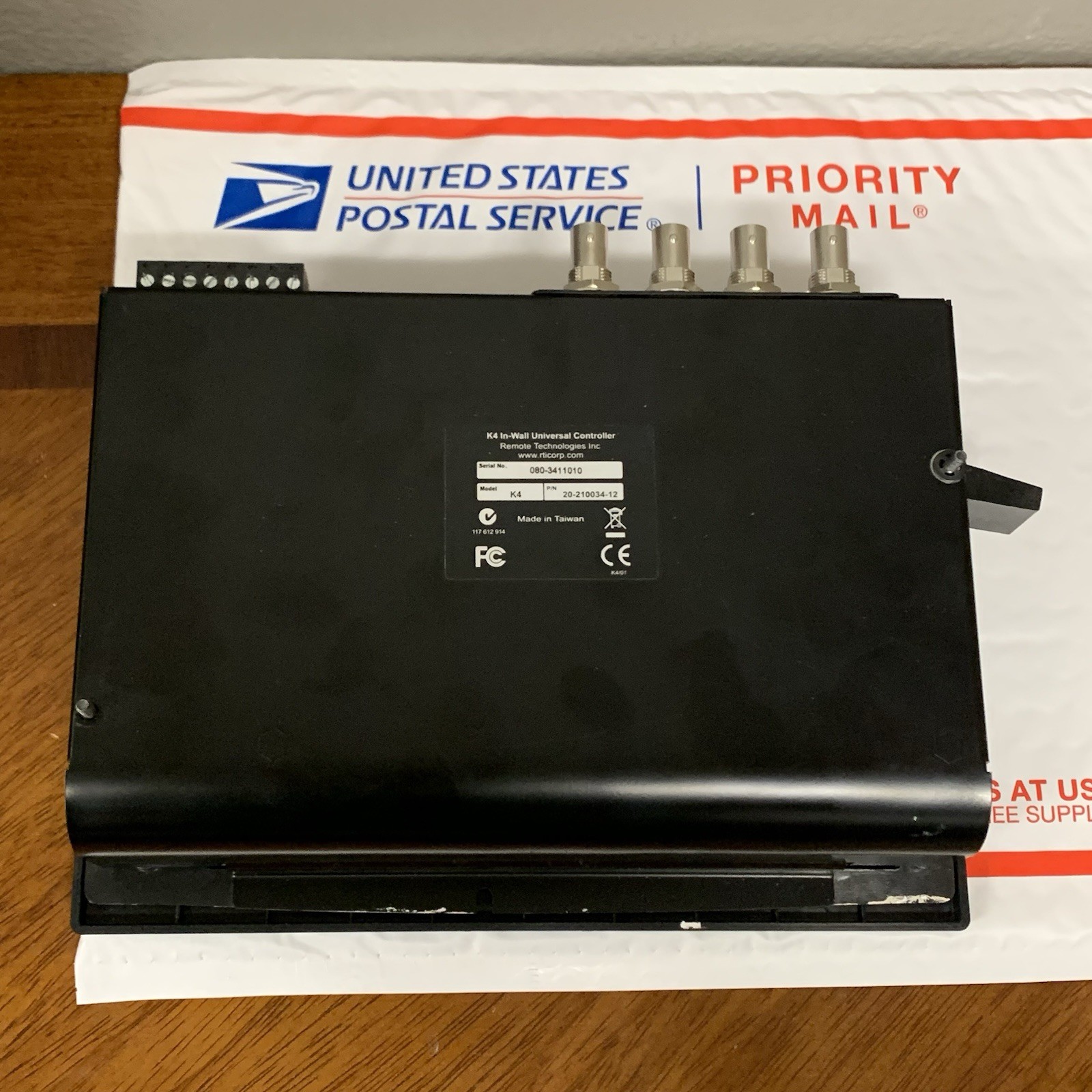 RTI K4 In-Wall Universal Touchscreen Controller Black P/N 20-210034-12