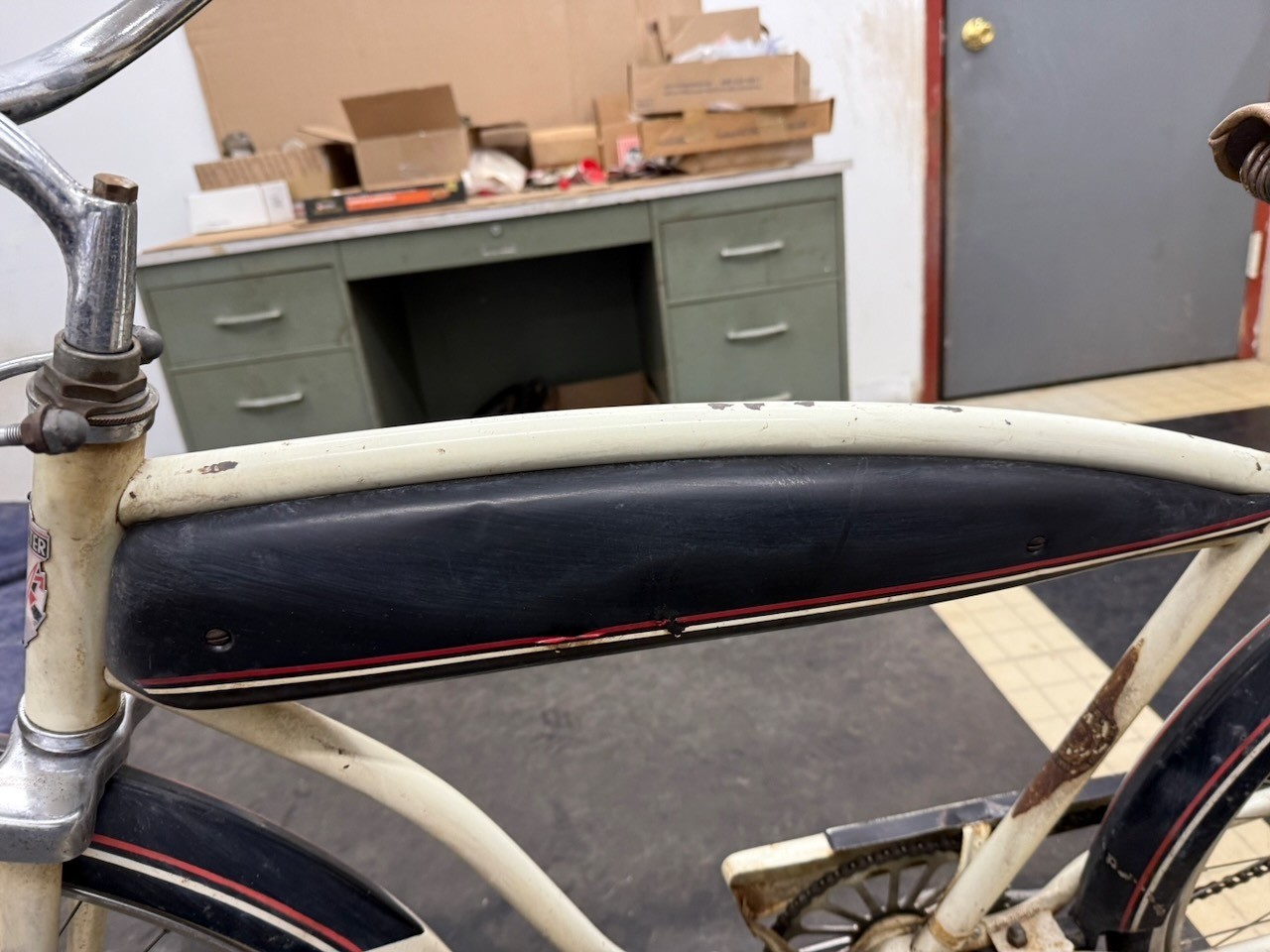 Roadmaster Vintage 1950's ? 26" Mens Straightbar Middleweight Tank Bicycle Orig