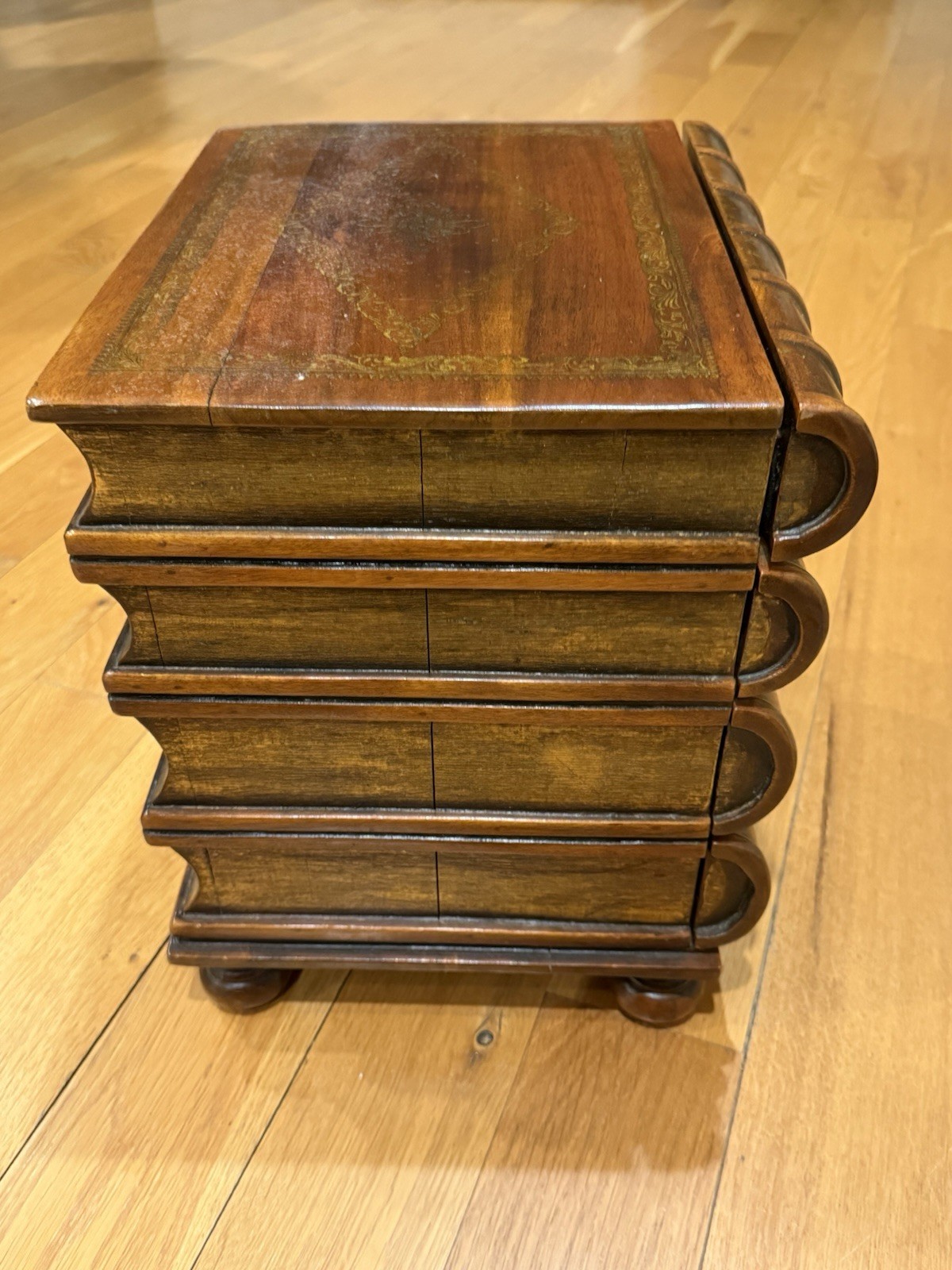 Theodore Alexander Faux Book Scholar’s Chest Model 1100-054 13.5” X 13 X 11.5”