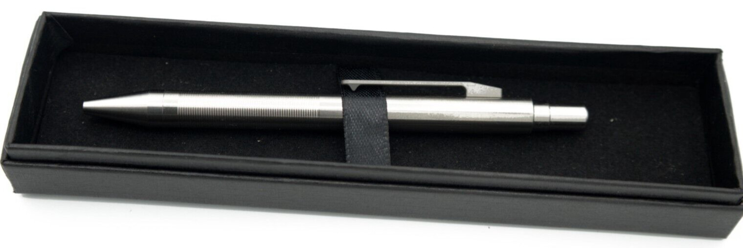 “TC4 Titanium Alloy Silver Ballpoint Pen – Premium Collectible Gift + 2 Refills