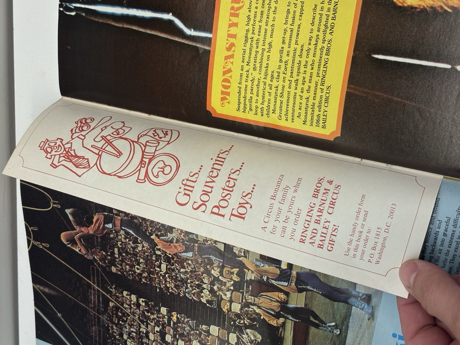 1977 Ringling Brothers And Barnum And Bailey Circus Program Magazine Vintage