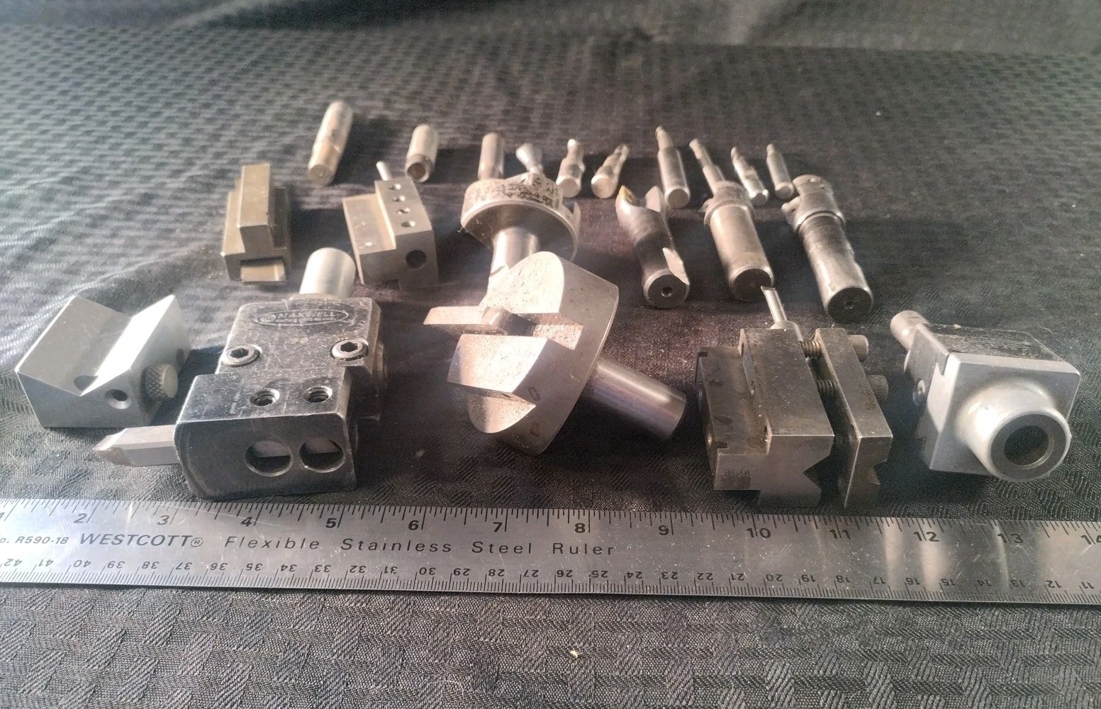 Bulk Lot Milling Tools Tool Holders Endmills Maxwell Criterion Bokum Valenite