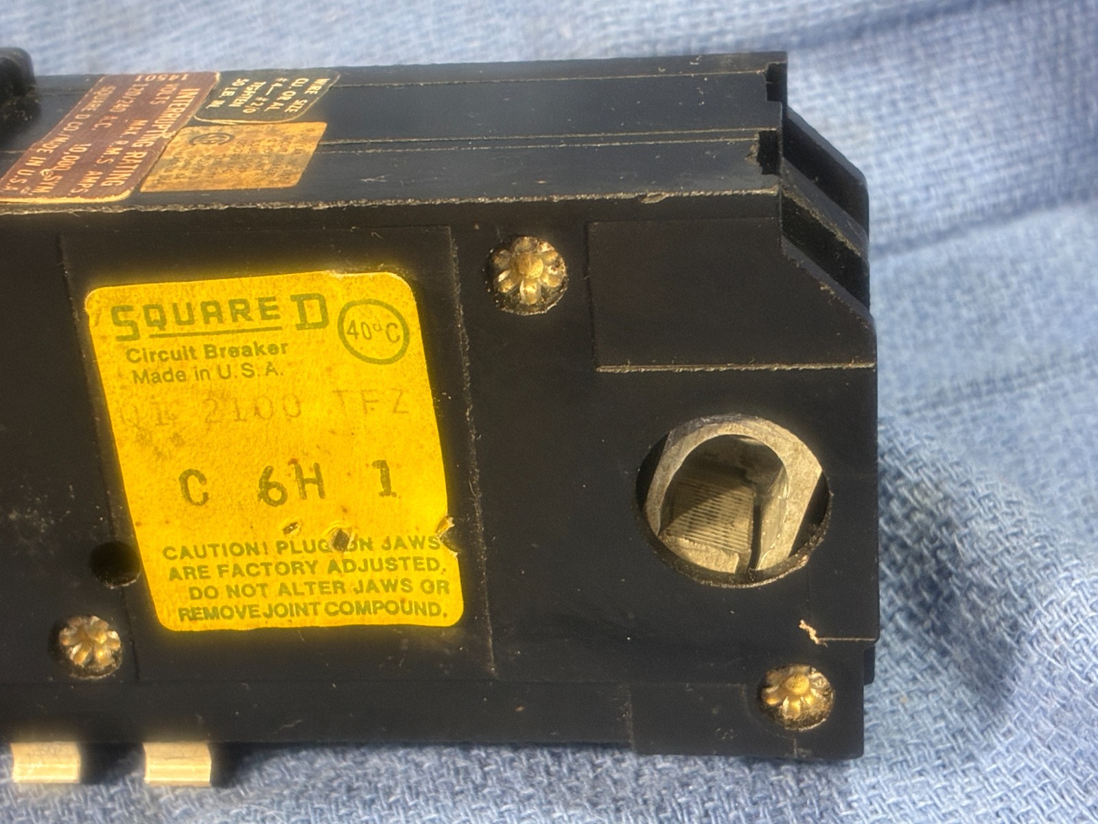 SQUARE D Q1 2100 TF Z 100 Amp 2 Pole TOP FEED MAIN CIRCUIT BREAKER Type QITF