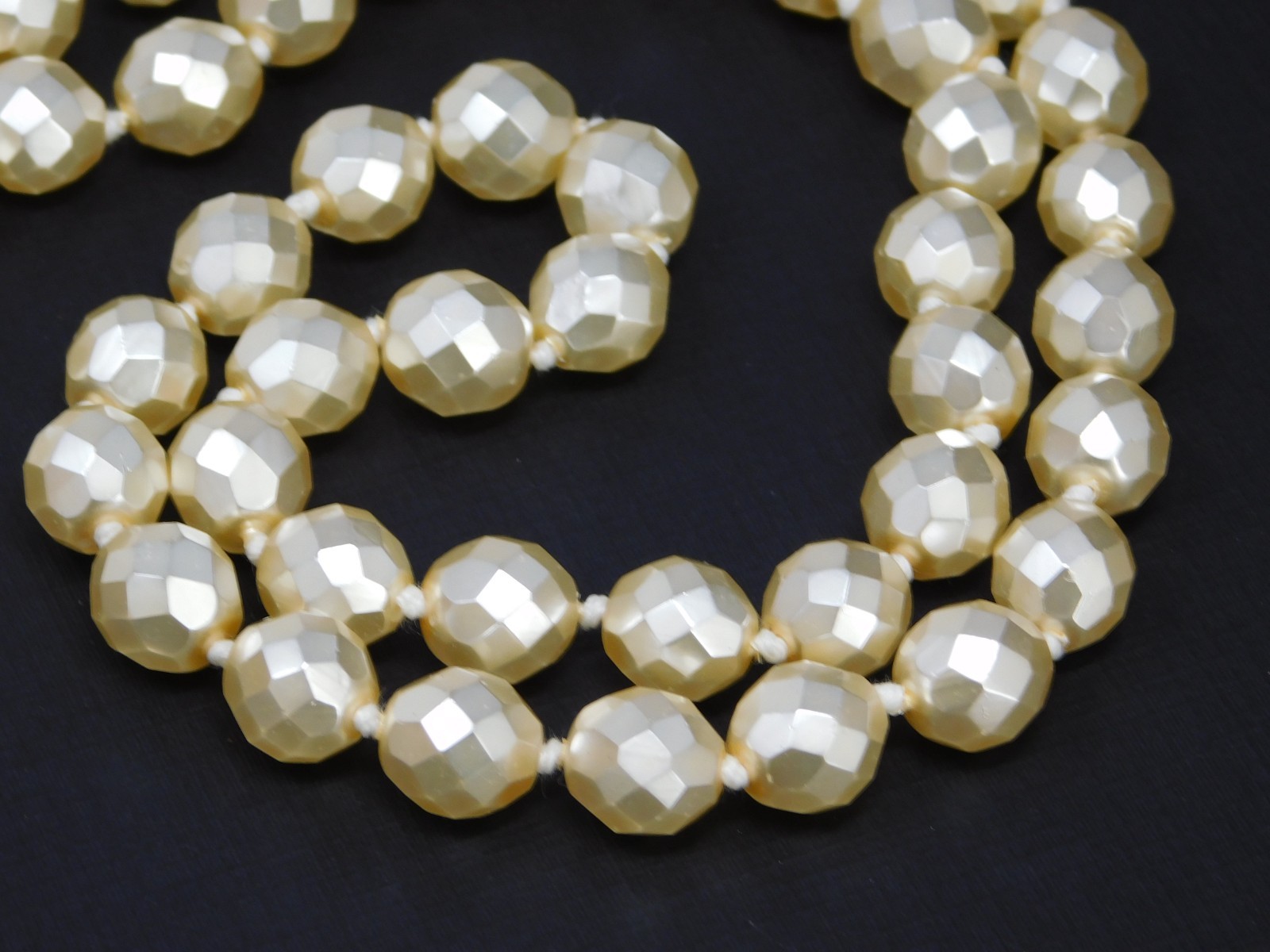 Vintage JOAN RIVERS Cream Hand Knotted Faceted Faux Pearl Glass Bead Necklace