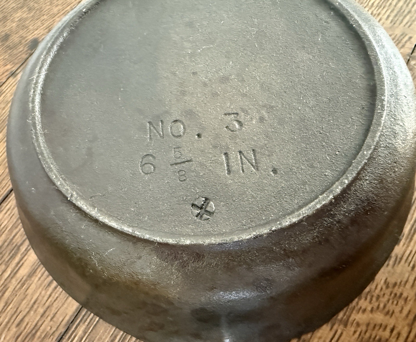 Vintage Cast Iron Skillet No 3 6⅝” – Small Fry Pan – Unmarked Lodge 1930s-50s