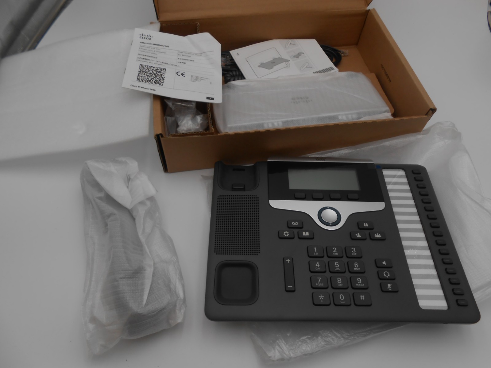 Cisco 7861 IP Phone with Multiplatform Firmware CP-7861-3PCC-K9 NEW NOS