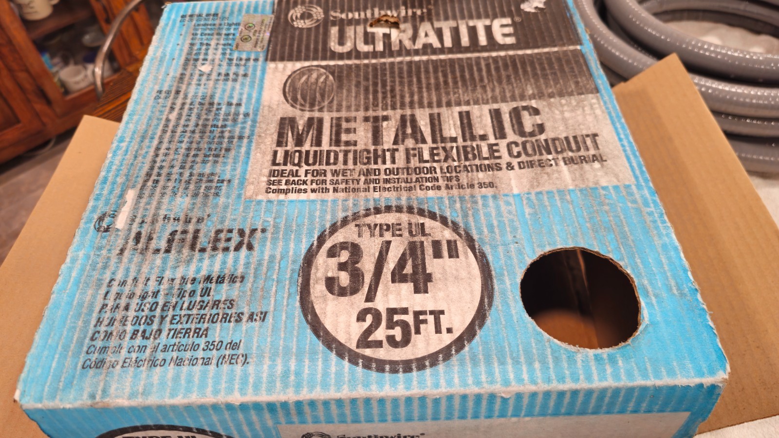 Southwire 55082721 Ultratite Metallic Liquidtight Flexible Conduit 3/4 25 Ft.