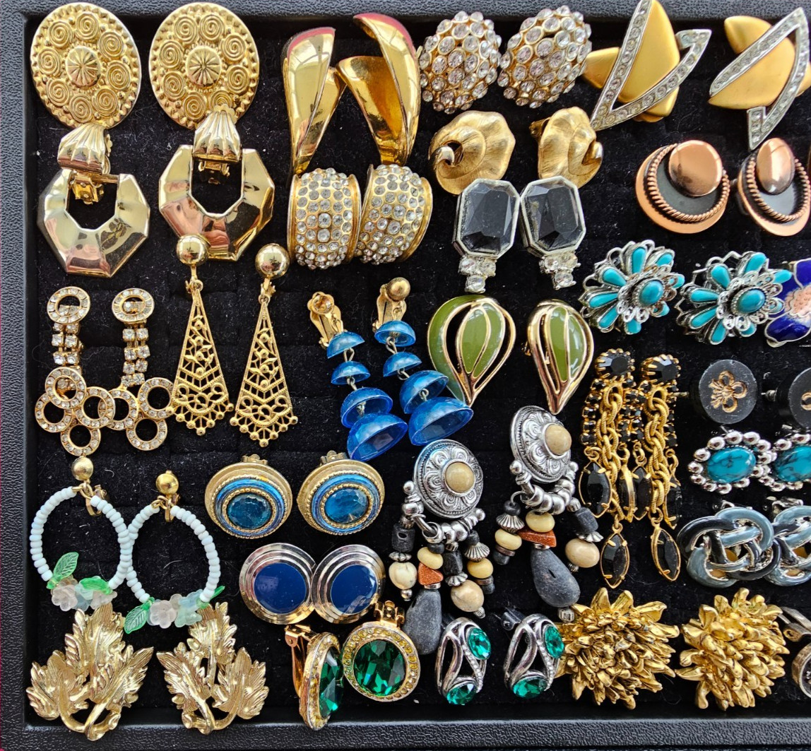 HUGE 121 Pair Clip Earring LOT St. John Napier Trifari Krementz Hilfiger Coro +