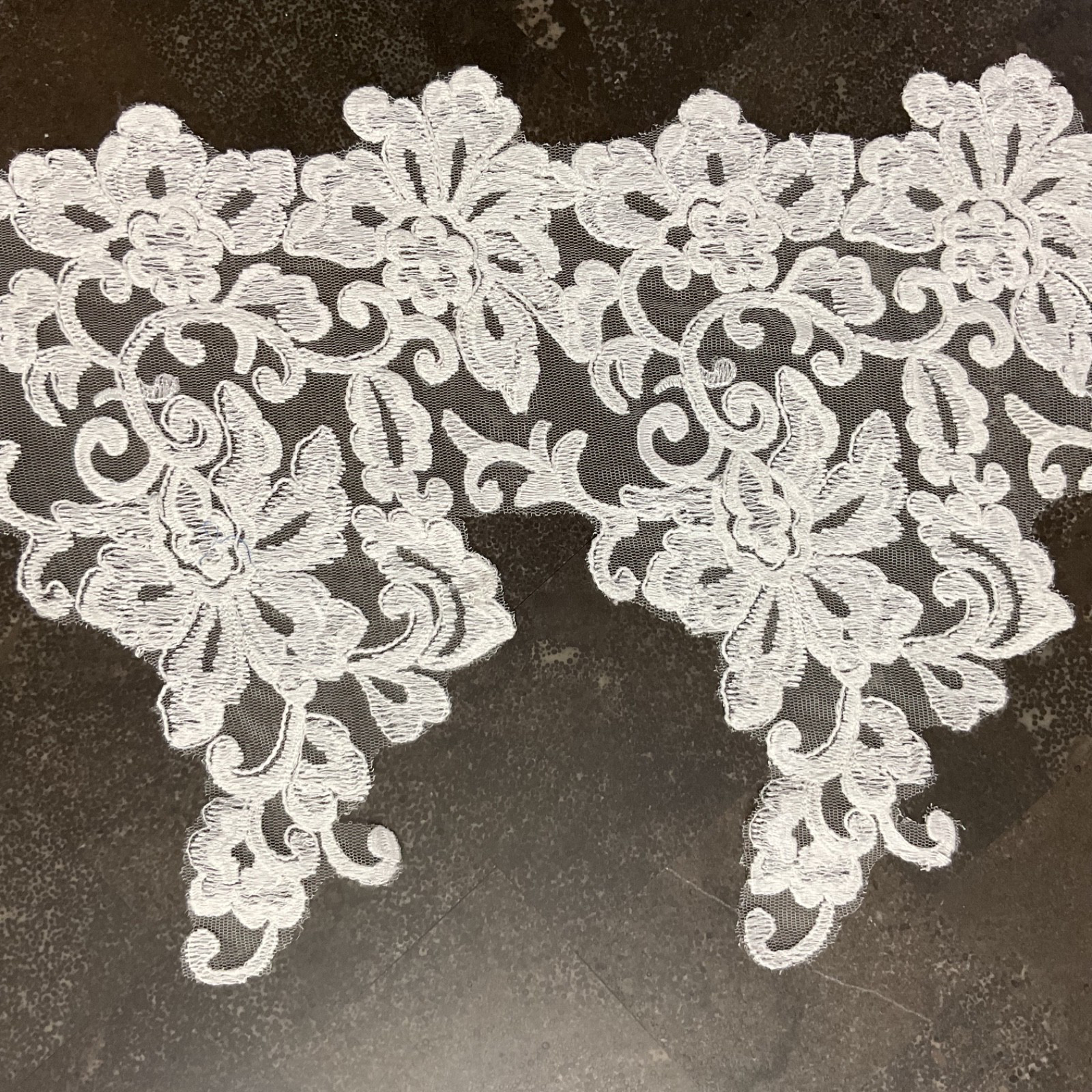 Chantilly lace embroidered bridal sewing trim 4 yards scalloped floral